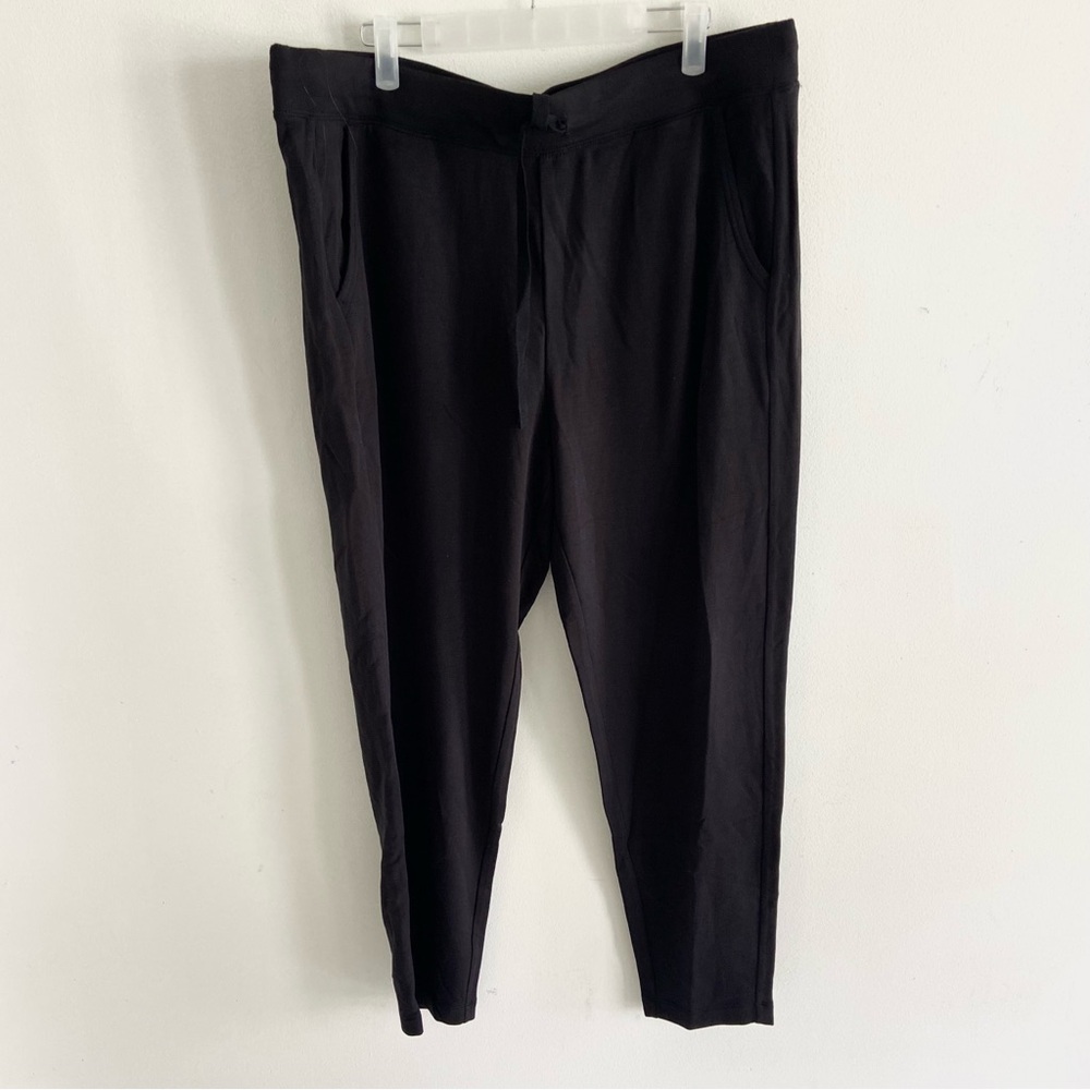 3/$25 LOFT Black Tapered Lounge Jogger Pants L
